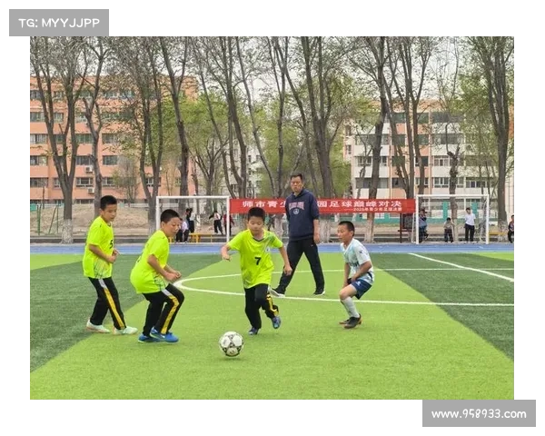 竞技场上的英雄梦:探索体育赛事背后的拼搏与荣耀 竞技场上的英雄梦:探索体育赛事背后的拼搏与荣耀